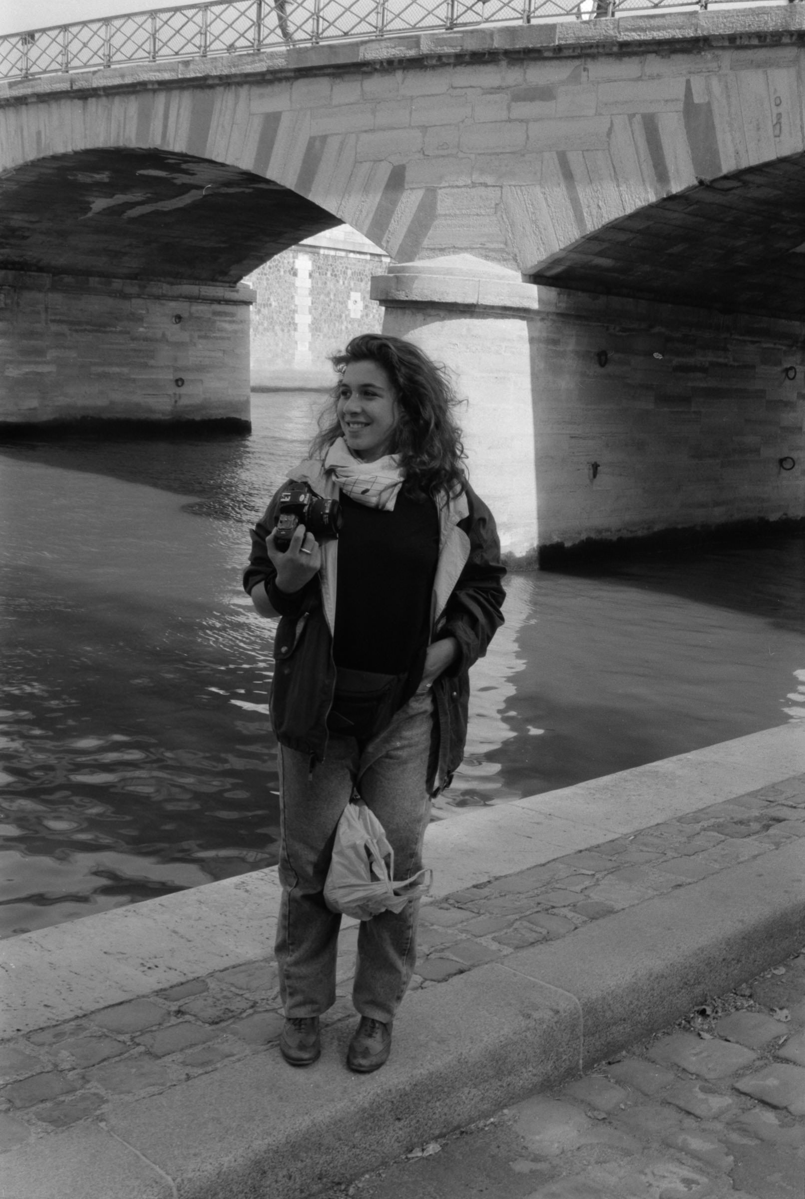 AHP F1990 09 001 sc240801 img19 NLP